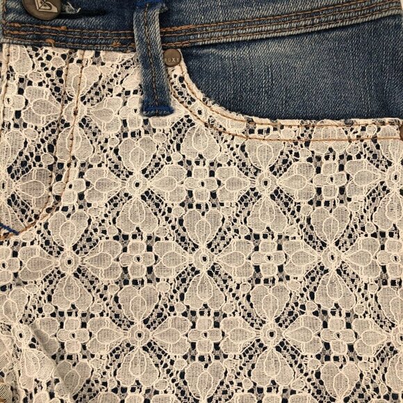 Roxy Denim Shorts Doily Dukes Cut Off White Lace Overlay Stretch Juniors 0/24 - Picture 2 of 7